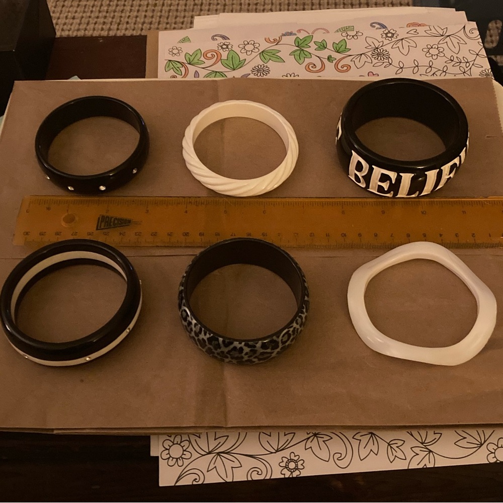 A Bundle of Bangles - 30 total